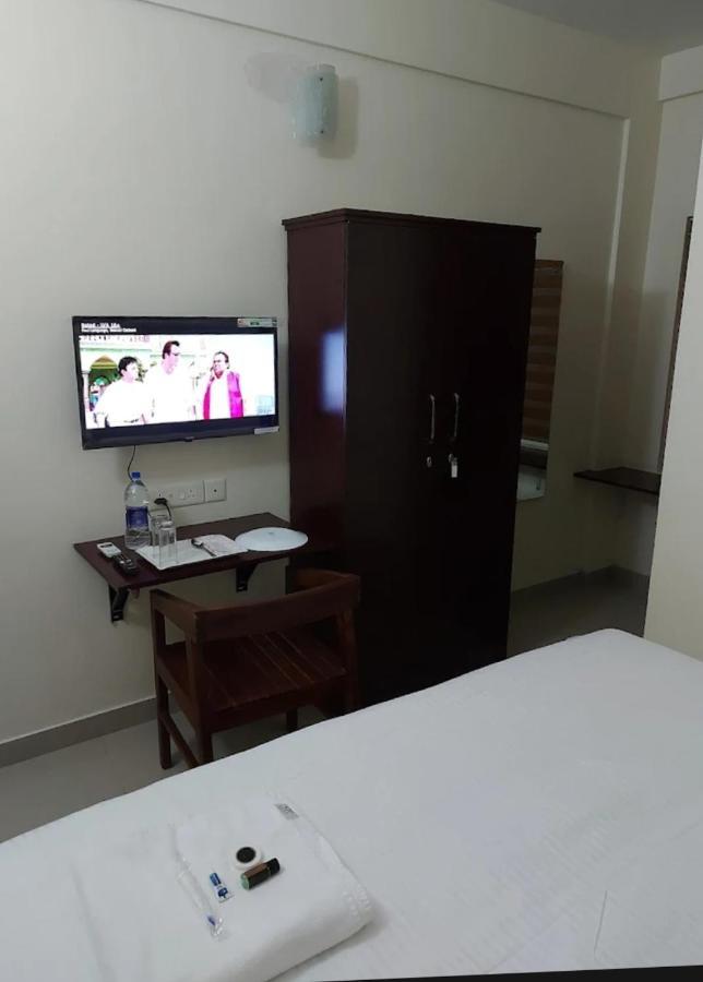 Masterkey Deluxe Rooms Kochi Eksteriør bilde